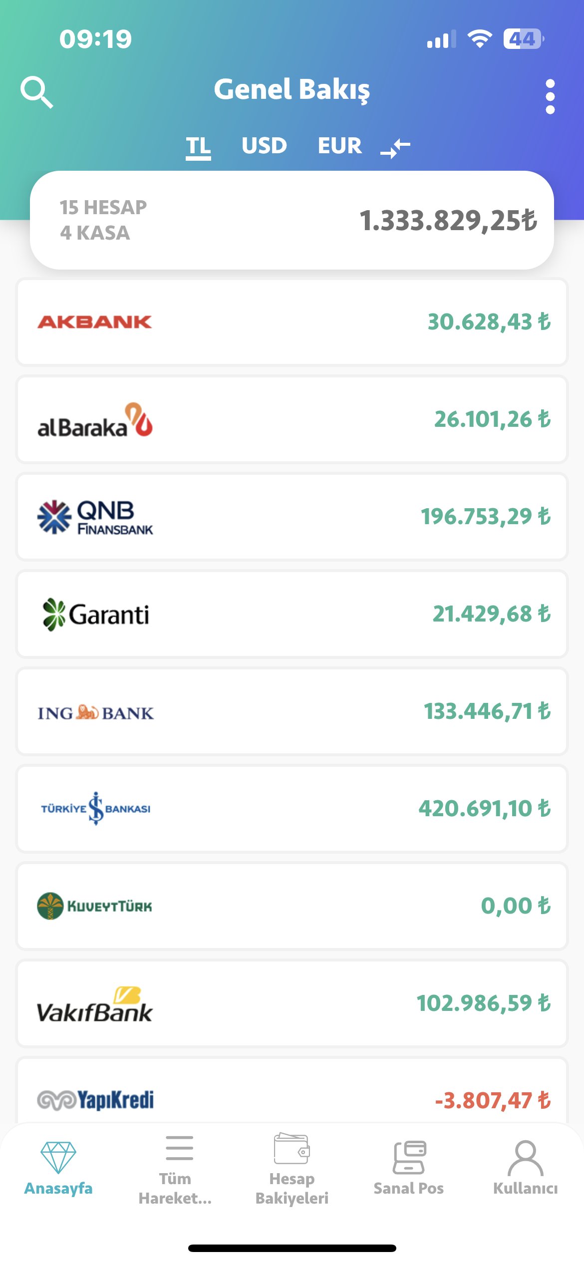 t-m-banka-hesaplar-tek-uygulama-mobil-bankac-l-kta-devrim-vomsis